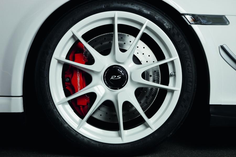 Колеса Porsche 911 GT3 RS 4.0 2011 года  (фото 4 из 27)